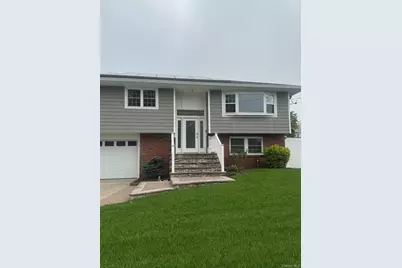 [Address not provided], Lindenhurst, NY 11757 - Photo 1