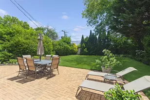 204 Halsey Ave, Jericho, NY 11753 - Photo 33