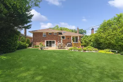 204 Halsey Avenue, Jericho, NY 11753 - Photo 37
