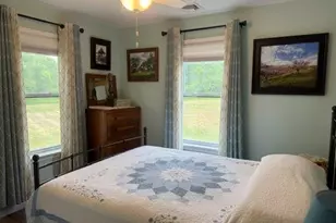517 Crescent Ave, Highland, NY 12528 - Photo 15