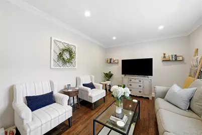 123 Park Avenue #B3, Amityville, NY 11701 - Photo 5