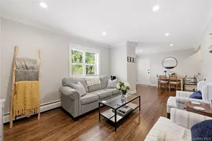 123 Park Ave, Amityville, NY 11701 - Photo 7
