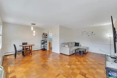 315 Hicksville Road #1, Bethpage, NY 11714 - Photo 5