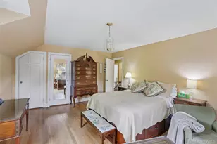 105 Stewart Ave, Garden City, NY 11530 - Photo 13