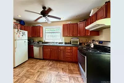 149 Fort Salonga Road S, Northport, NY 11768 - Photo 5