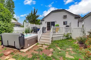 64 Hamilton St, Amityville, NY 11701 - Photo 19