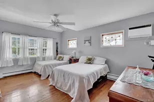 64 Hamilton St, Amityville, NY 11701 - Photo 13