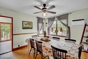 64 Hamilton St, Amityville, NY 11701 - Photo 9