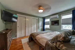 23 Oak St, Centereach, NY 11720 - Photo 9
