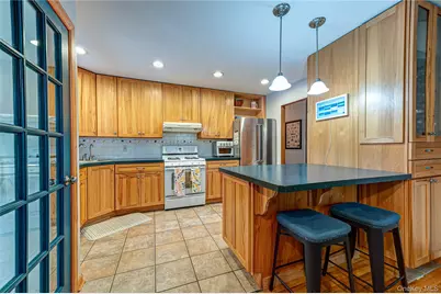 23 Oak Street, Centereach, NY 11720 - Photo 5