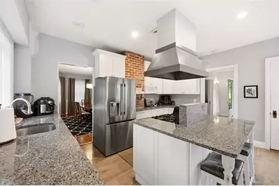 863 Lake Road, Huntington, NY 11743 - Photo 11