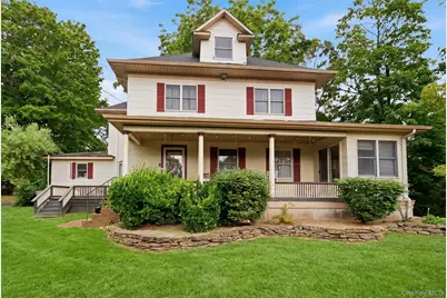 863 Lake Road, Huntington, NY 11743 - Photo 1
