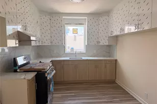164-16 75th Rd, Fresh Meadows, NY 11366 - Photo 5