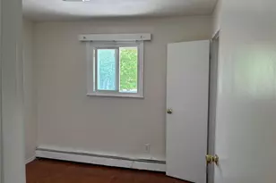 2 Musette Pl, Amityville, NY 11701 - Photo 3