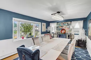 301 Oak Neck Rd, West Islip, NY 11795 - Photo 9