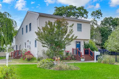 301 Oak Neck Road, West Islip, NY 11795 - Photo 1