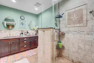 301 Oak Neck Rd, West Islip, NY 11795 - Photo 15