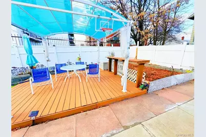 57 Pennyfield Cp, Bronx, NY 10465 - Photo 3