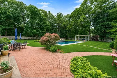199 Dix Hills Road, Dix Hills, NY 11746 - Photo 35