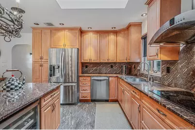 199 Dix Hills Road, Dix Hills, NY 11746 - Photo 25