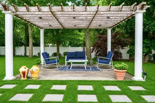 199 Dix Hills Rd, Dix Hills, NY 11746 - Photo 9