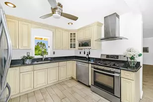 21 Lido Pkwy, Lindenhurst, NY 11757 - Photo 5