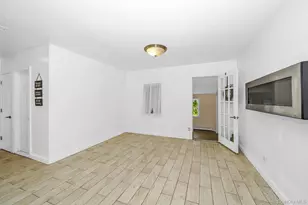 21 Lido Pkwy, Lindenhurst, NY 11757 - Photo 13