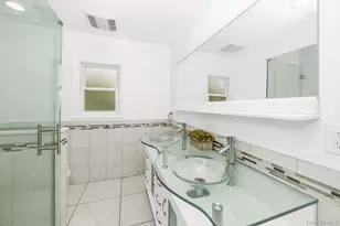 21 Lido Pkwy, Lindenhurst, NY 11757 - Photo 21
