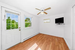 21 Lido Pkwy, Lindenhurst, NY 11757 - Photo 25