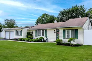 1022 Fire Island Ave, Bay Shore, NY 11706 - Photo 3