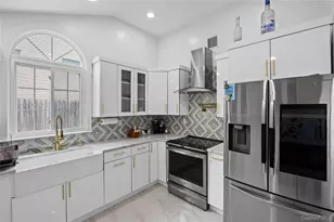 1022 Fire Island Ave, Bay Shore, NY 11706 - Photo 17
