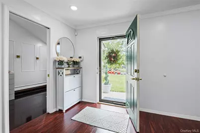 1022 Fire Island Avenue, Bay Shore, NY 11706 - Photo 5