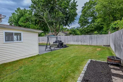 1022 Fire Island Avenue, Bay Shore, NY 11706 - Photo 33