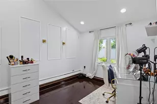 1022 Fire Island Ave, Bay Shore, NY 11706 - Photo 9