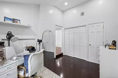 1022 Fire Island Avenue, Bay Shore, NY 11706 - Photo 7
