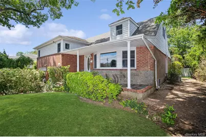 485 Gifford Avenue, Oceanside, NY 11572 - Photo 3