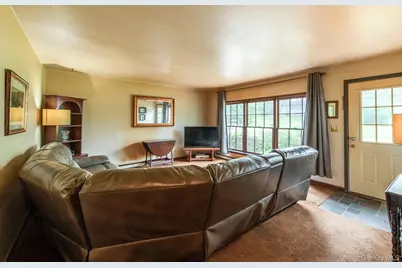53 Paffendorf Drive, Newburgh, NY 12550 - Photo 7