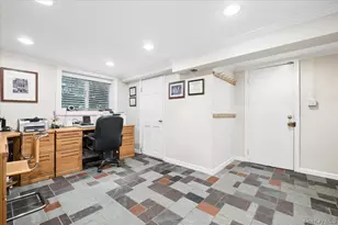372 Fort Hill Rd, Scarsdale, NY 10583 - Photo 25