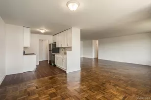 166-25 Powells Cove Blvd, Whitestone, NY 11357 - Photo 11