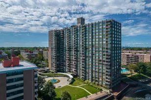 166-25 Powells Cove Blvd, Whitestone, NY 11357 - Photo 25