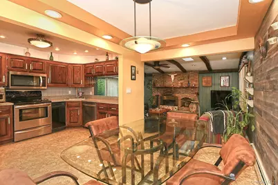 1238 Garden Place, Wantagh, NY 11793 - Photo 11