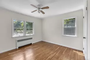 16 Meath Ave, Huntington, NY 11743 - Photo 11