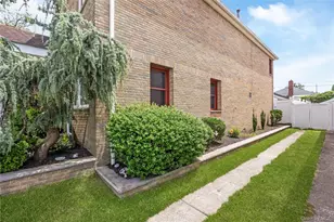 151-62 24th Rd, Whitestone, NY 11357 - Photo 27