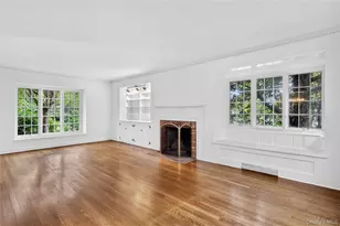 10 Ridge Dr, Port Washington, NY 11050 - Photo 3