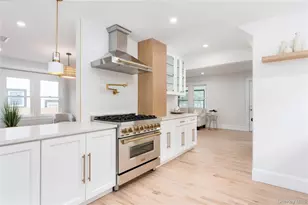 85 Garfield Ave, Sayville, NY 11782 - Photo 3