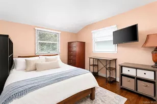25 Brewster Ave, Northport, NY 11768 - Photo 19