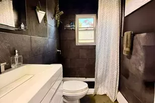 43 Elinor Pl, Freeport, NY 11520 - Photo 7