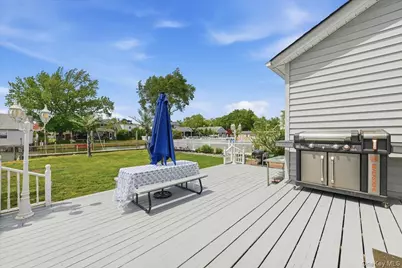 17 Norman Avenue, Amityville, NY 11701 - Photo 27