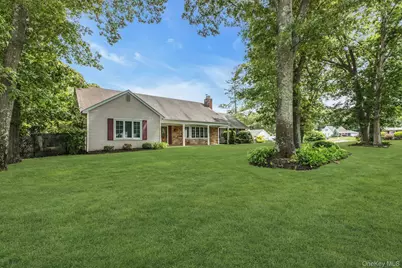 23 Bently Lane, Stony Brook, NY 11790 - Photo 1