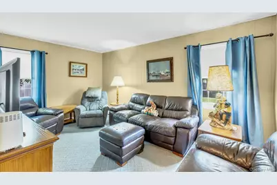 23 Bently Lane, Stony Brook, NY 11790 - Photo 17